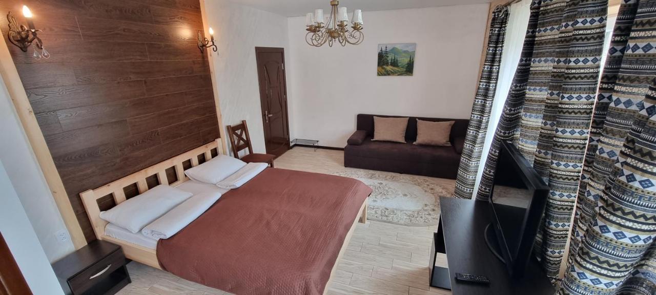 Коло Гір Hotel Колочава Екстериор снимка