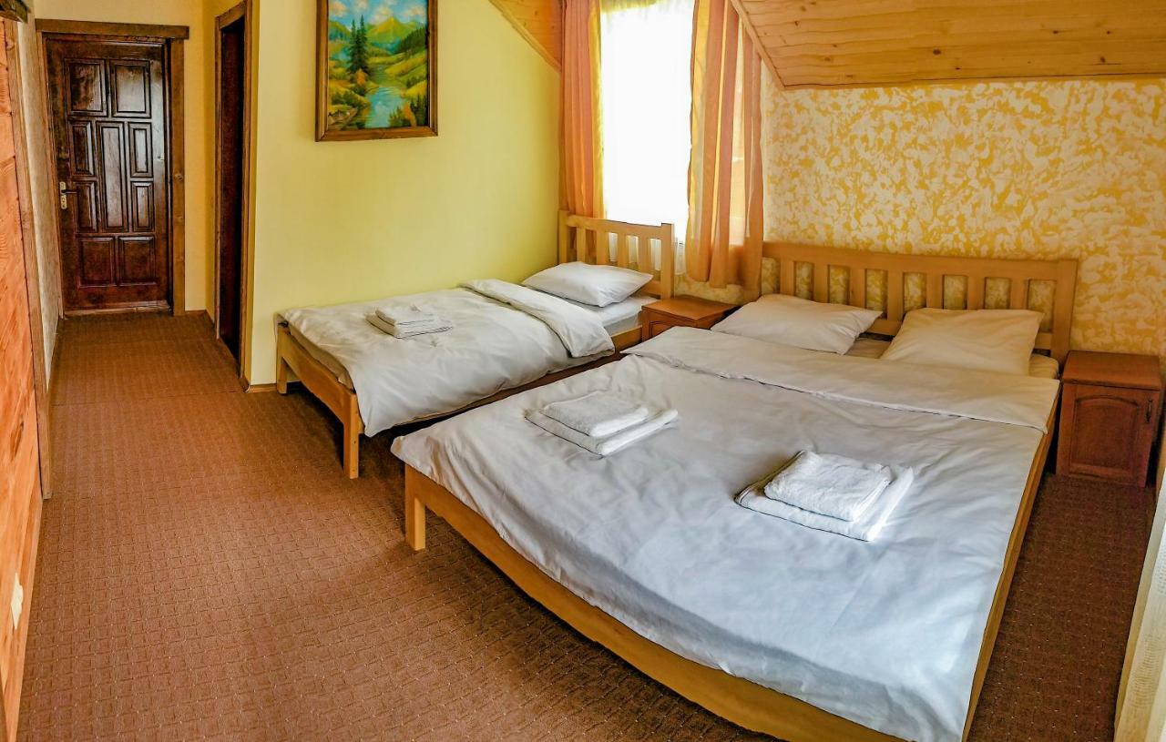 Коло Гір Hotel Колочава Екстериор снимка